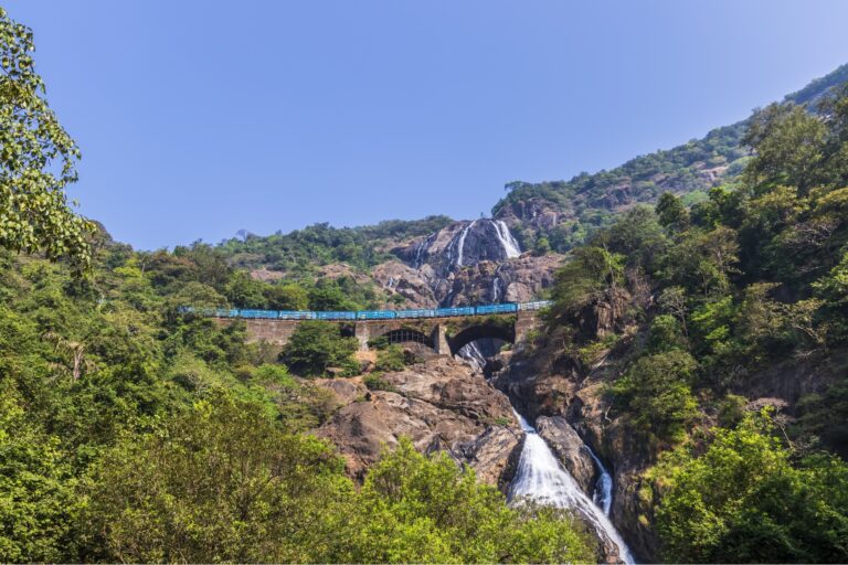 dudhsagar-waterfall